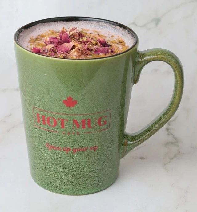 Kashmiri Chai café drink at Hot Mug Cafe in West Edmonton